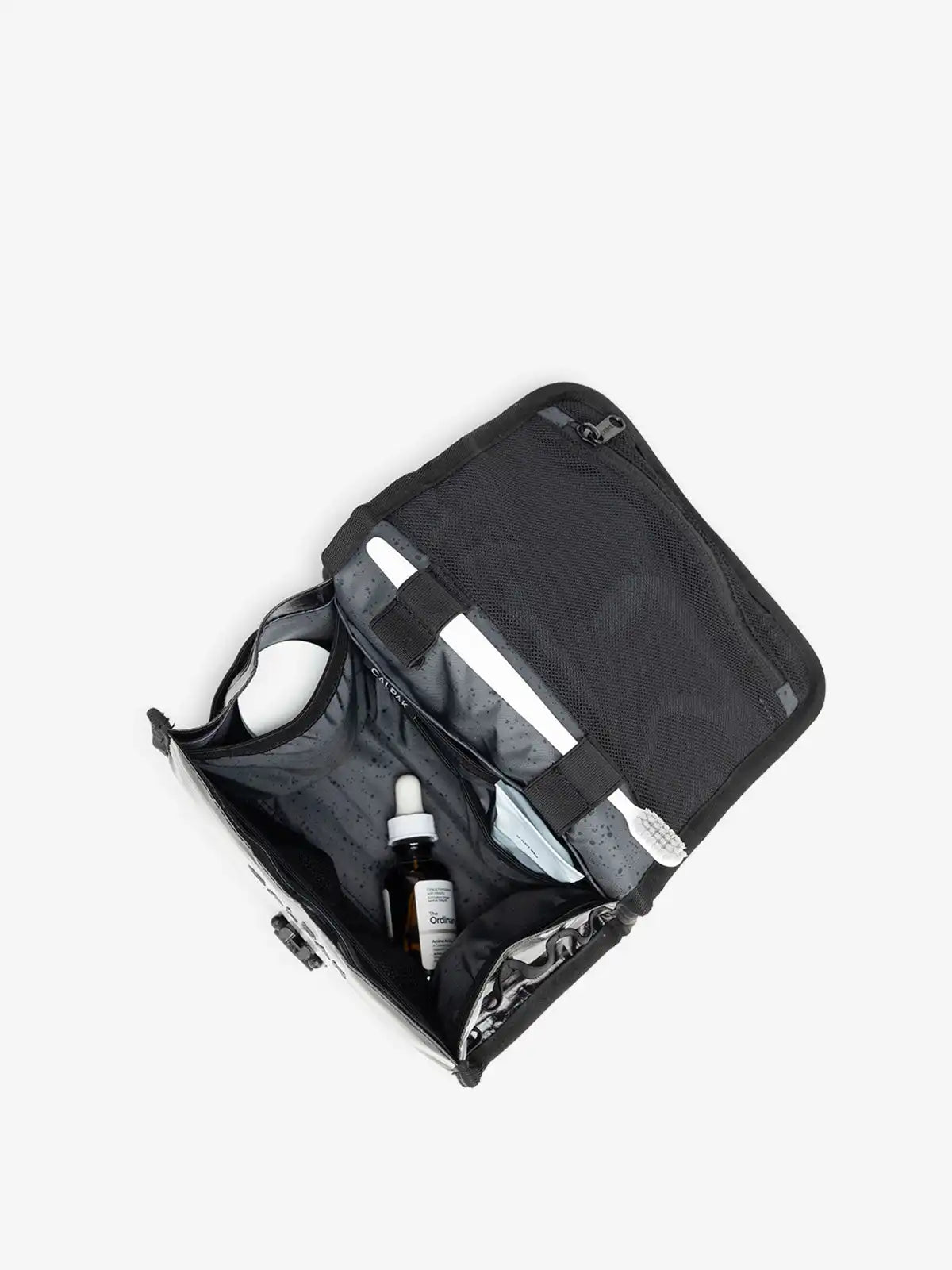 Terra Hanging Toiletry Bag