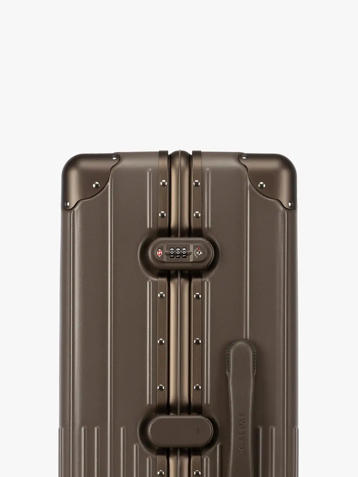 Vault Large Luggage