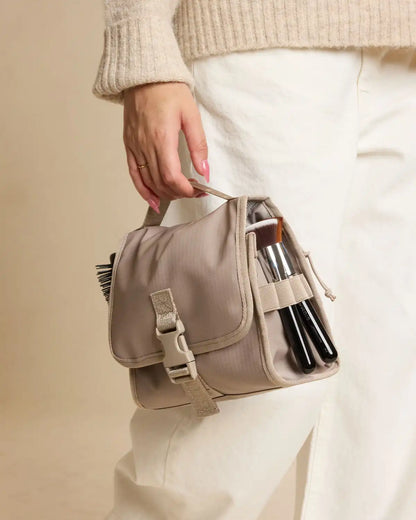 Terra Hanging Toiletry Bag