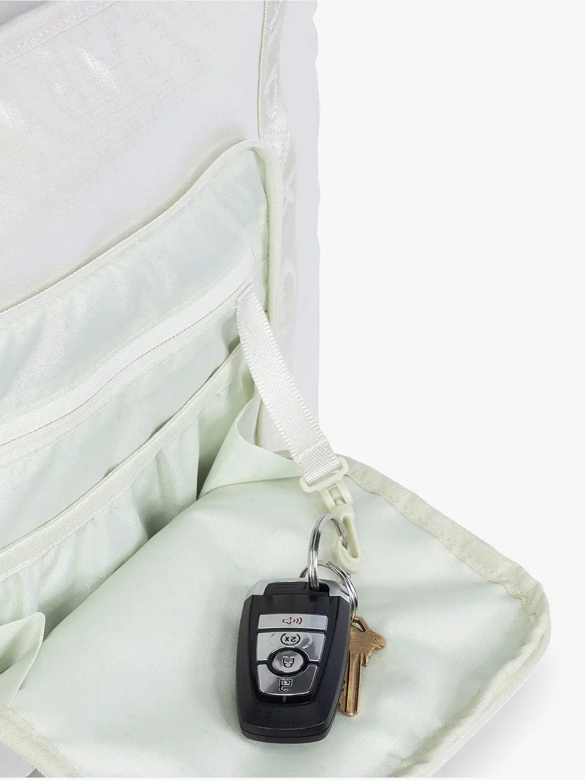 Terra 35L Water Resistant Zip Tote Bag